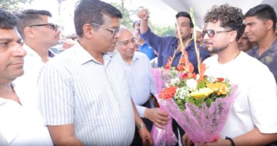 दून पहुंचे भारतीय क्रिकेटर कुलदीप यादव