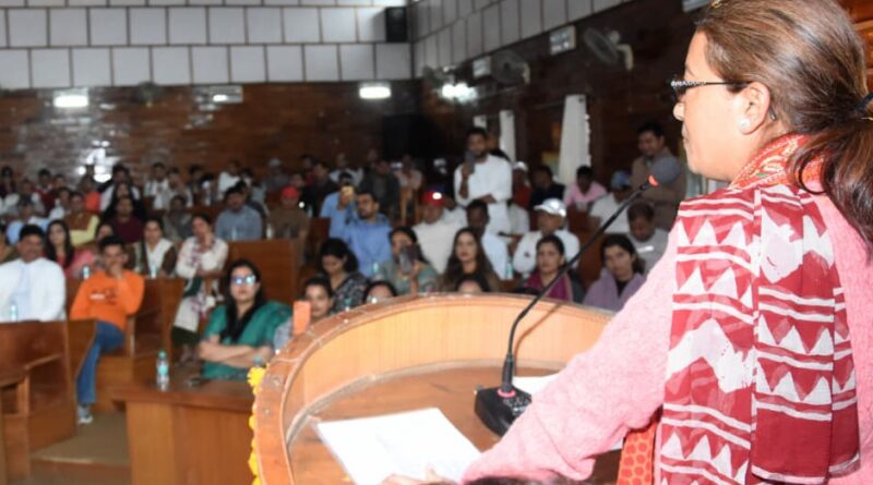 कैबिनेट मंत्री रेखा आर्या ने गिनाई 12 साल की उपलब्धियां