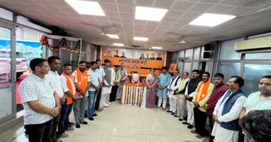चुनावों में नाकाम राहुल कांग्रेस, संवैधानिक संस्थाओं को ही बदनाम करने में जुटी : भट्ट