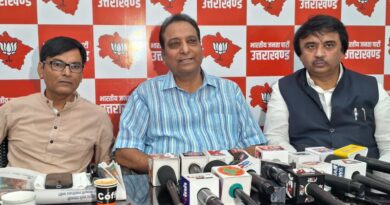चमोली ने हरदा के रोड शो पर साधा निशाना, बताया राजनैतिक ड्रामेबाजी