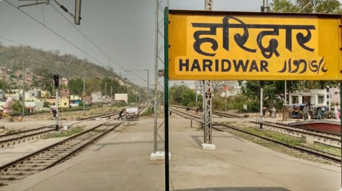 हरिद्वार को तीन महत्वपूर्ण रेल सेवाओं की सौगात, CM धामी ने प्रधानमंत्री और रेल मंत्री का जताया आभार