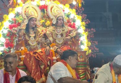 बैंड-बाजों के साथ निकली राम बारात