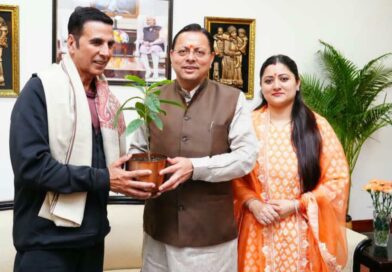 बॉलीवुड अभिनेता अक्षय कुमार ने मुख्यमंत्री से की शिष्टाचार भेंट